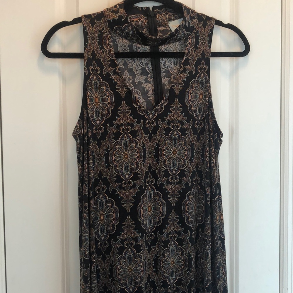 Veronica M key hole sleeveless swing dress